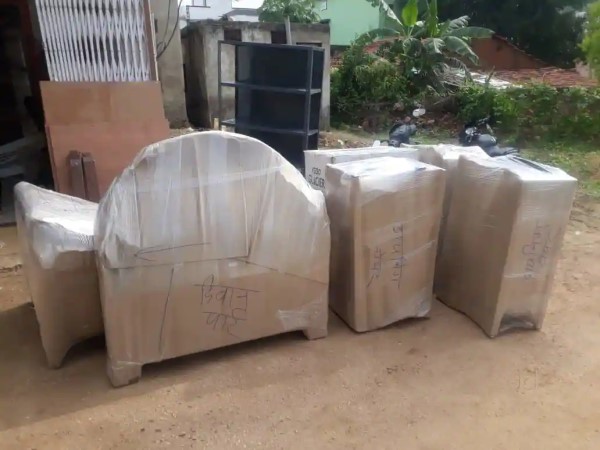 house shifting in Vapi Bazar